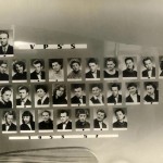 Maturitní tablo 1953 - 1957 - sklářská škola v Železném Brodě. Sklářští výtvarníci: Pavel Ježek, Bohumil Eliáš, Dáša Kudrnová, Jaroslav Svoboda; ředitel: Stanislav Libenský.